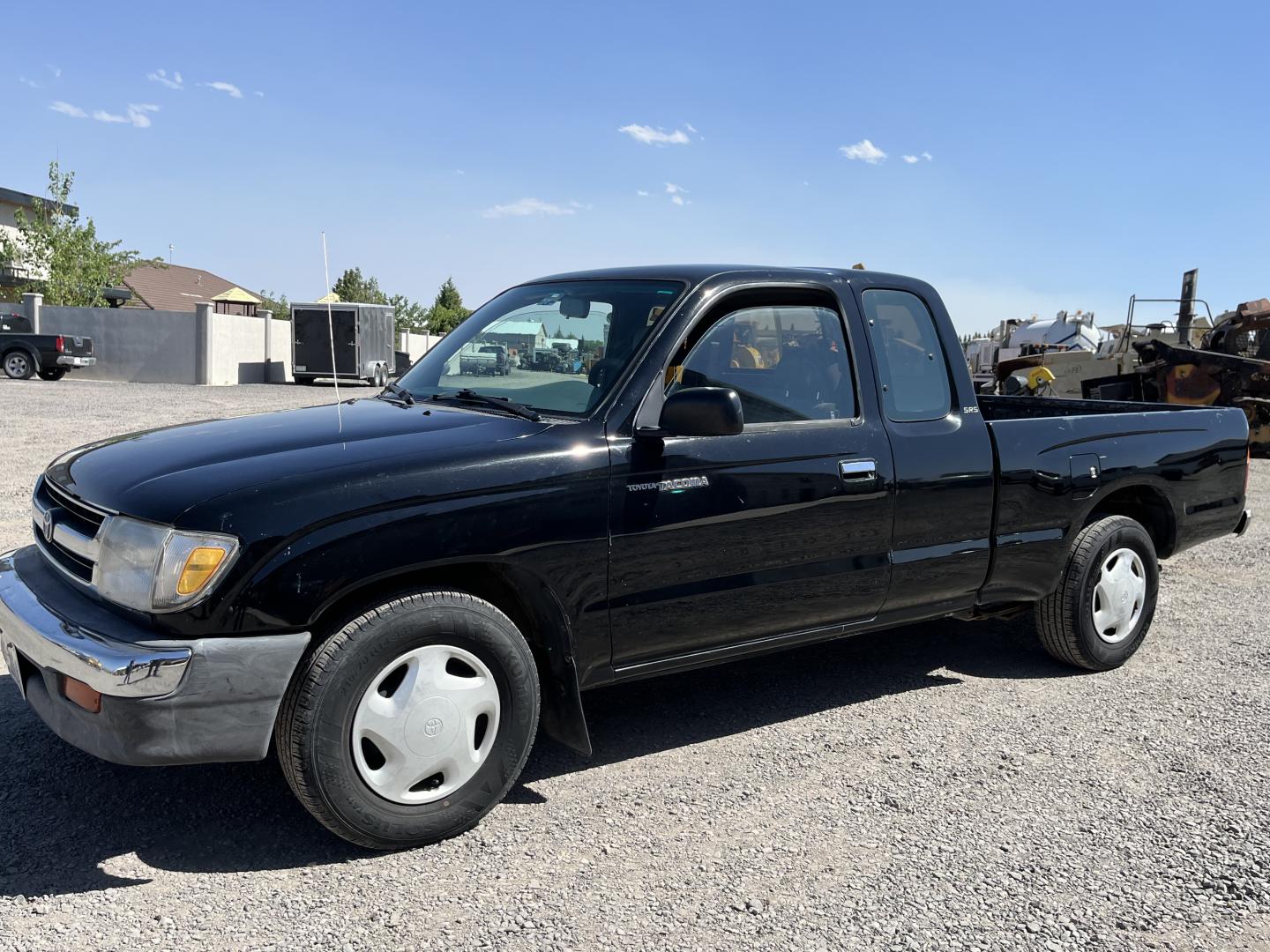 ./imagenes/INVOICE/2019/15908/PICK UP TOYOTA TACOMA (20).JPG